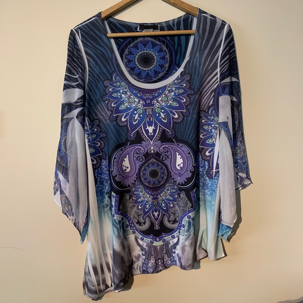 Pretty Woman Paisley Top